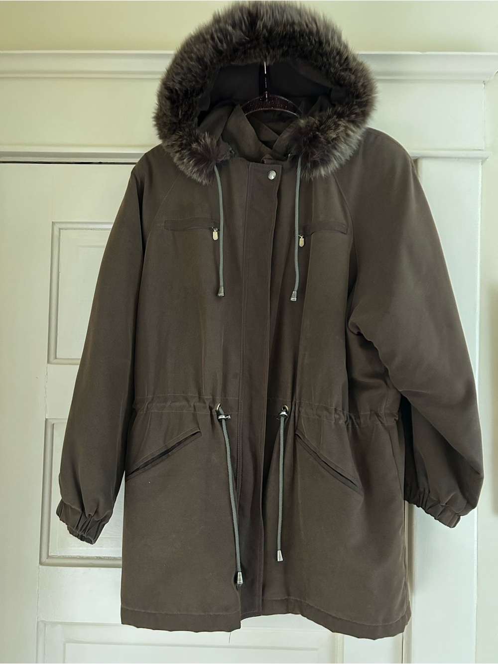 Women’s Hooded Parka Jacket - Olive Brown